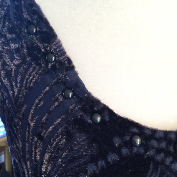 Free People burnt out fabric velvet mini dress - Picture 2 of 7